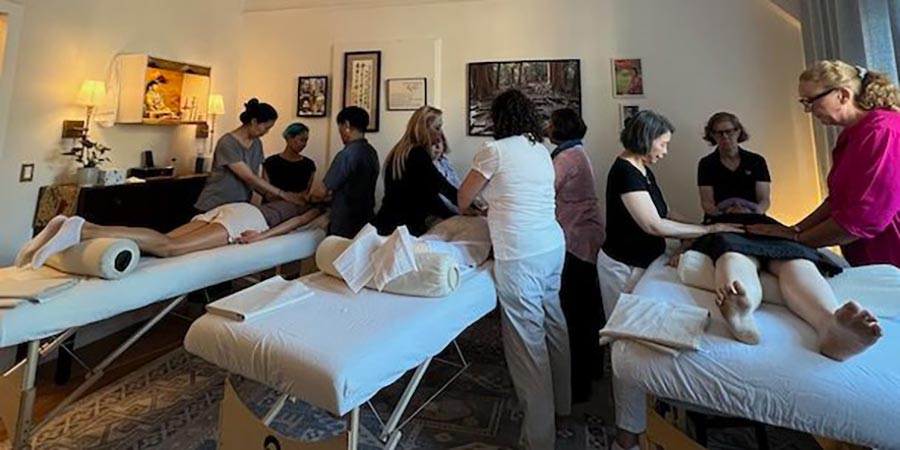 Photo of students holding a Reiki Circle at the NYC Reiki Center in New York City with Brian Brunius.