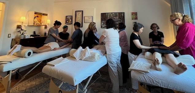 IMG_2873 (1) Photo of students holding a Reiki Circle at the NYC Reiki Center in New York City with Brian Brunius.